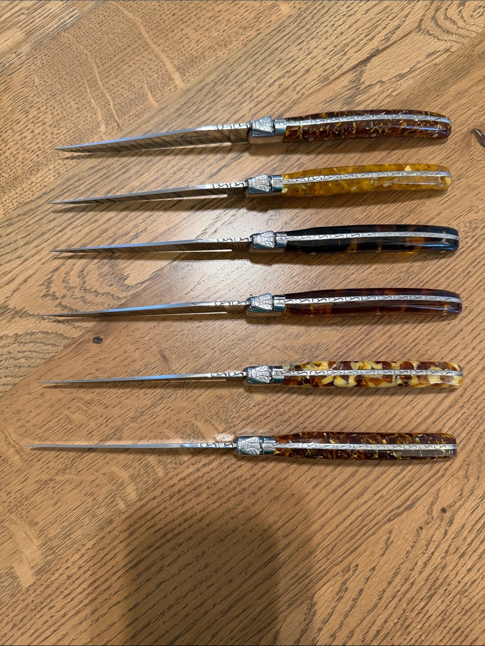 Williams-Sonoma Jean Dubost Tortoise Acrylic Steak Knives, Set of 6, New - Picture 2 of 4